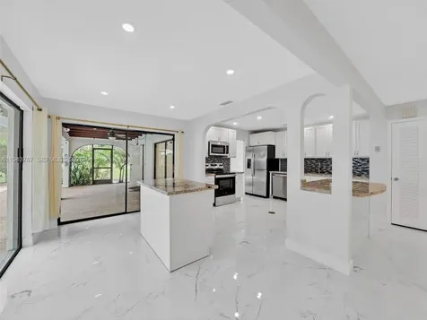 10251 NW 39th Court Coral Springs FL 33065