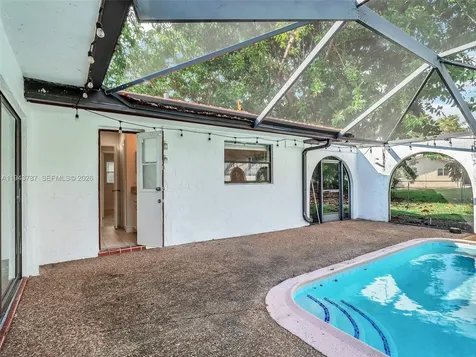 10251 NW 39th Court Coral Springs FL 33065