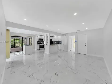 10251 NW 39th Court Coral Springs FL 33065