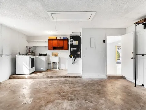 10251 NW 39th Court Coral Springs FL 33065