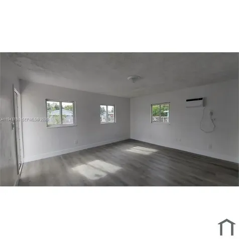 2927 NW 60th Street Miami FL 33142