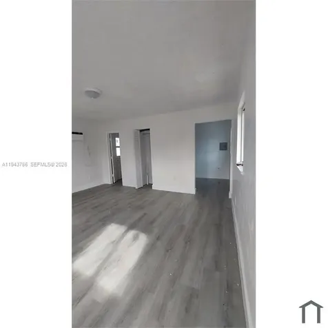 2927 NW 60th Street Miami FL 33142