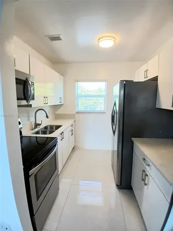 1767 NW 3rd Avenue Miami FL 33136