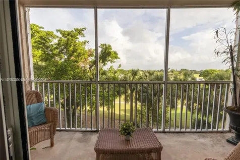 250 Jacaranda Drive Plantation FL 33324