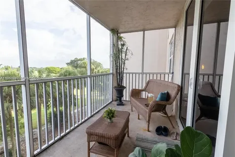 250 Jacaranda Drive Plantation FL 33324