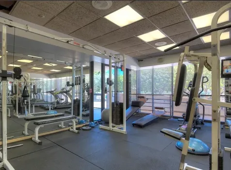2555 Collins Avenue Miami Beach FL 33140