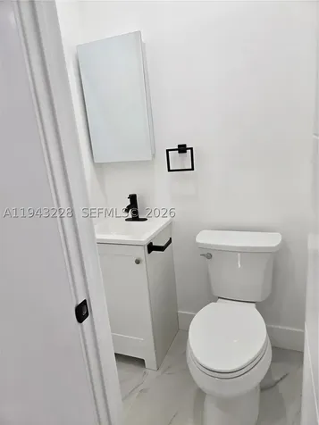 987 NE 145 North Miami FL 33161