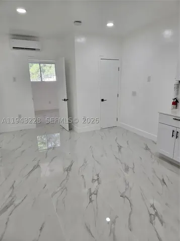 987 NE 145 North Miami FL 33161