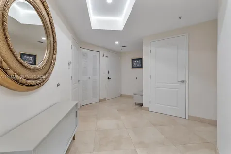 17555 Atlantic Boulevard Sunny Isles Beach FL 33160