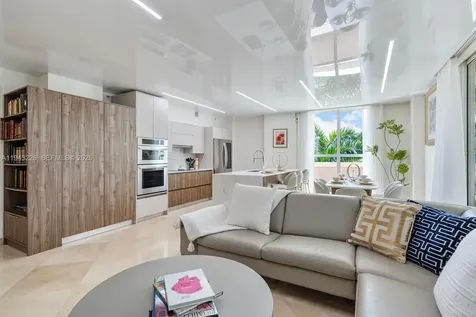 17555 Atlantic Boulevard Sunny Isles Beach FL 33160
