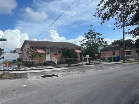 277 NW 47th Court Miami FL 33126