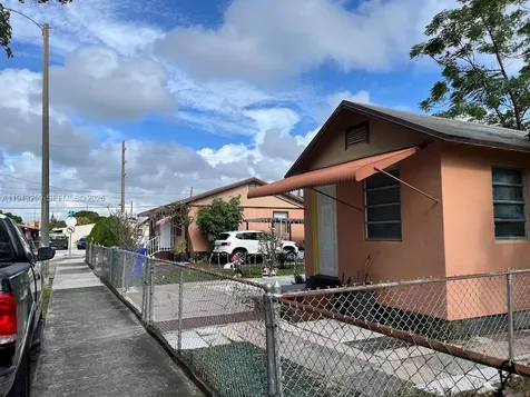 277 NW 47th Court Miami FL 33126