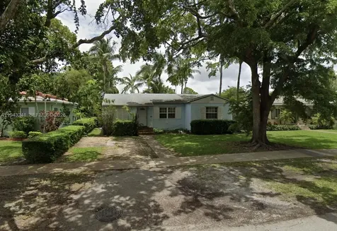 17 Whitethorn Drive Miami Springs FL 33166