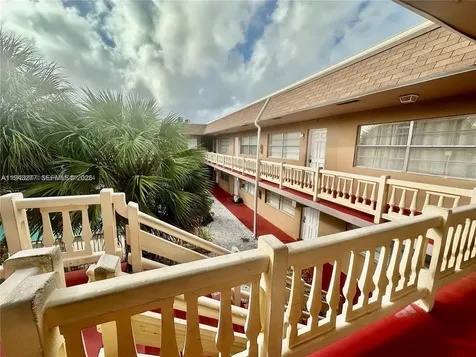 241 SE 9th Avenue Pompano Beach FL 33060