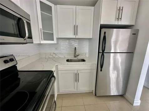 241 SE 9th Avenue Pompano Beach FL 33060