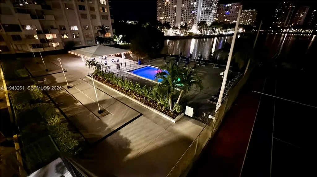 2750 NE 183rd Street Aventura FL 33160