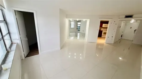2750 NE 183rd Street Aventura FL 33160