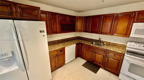 2750 NE 183rd Street Aventura FL 33160