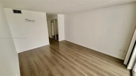 2750 NE 183rd Street Aventura FL 33160