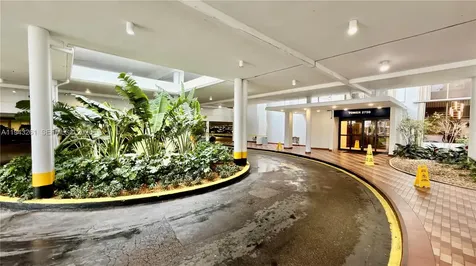 2750 NE 183rd Street Aventura FL 33160