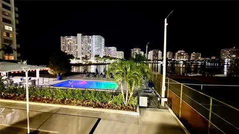 2750 NE 183rd Street Aventura FL 33160