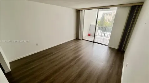 2750 NE 183rd Street Aventura FL 33160
