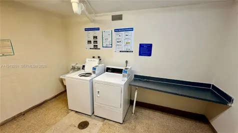 2750 NE 183rd Street Aventura FL 33160