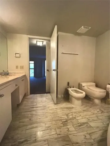 2000 Towerside Terrace Miami FL 33138
