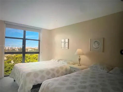 2000 Towerside Terrace Miami FL 33138