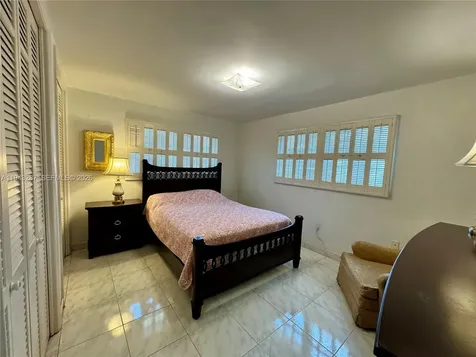 3440 NE 170th Street North Miami Beach FL 33160