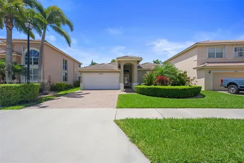 16440 Ruby Lake Weston FL 33331