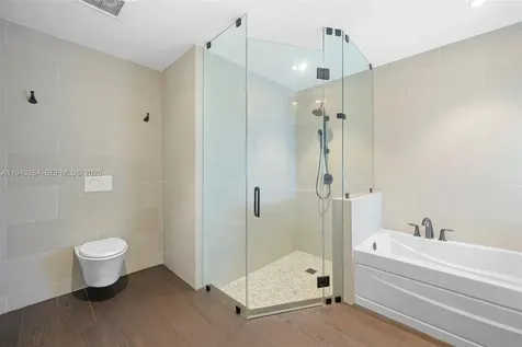 16440 Ruby Lake Weston FL 33331