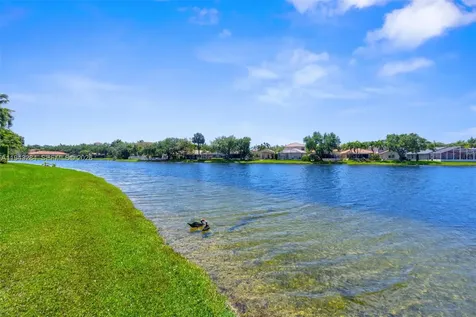 16440 Ruby Lake Weston FL 33331