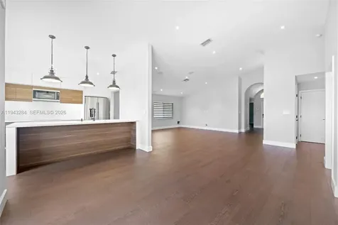 16440 Ruby Lake Weston FL 33331