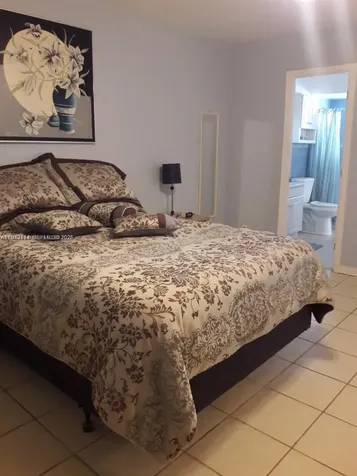 5111 W Oakland Park Boulevard Lauderdale Lakes FL 33313