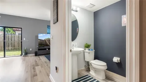 141 SE 34th Terrace Homestead FL 33033