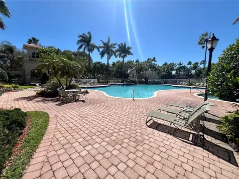 7782 NW 18th Street Pembroke Pines FL 33024