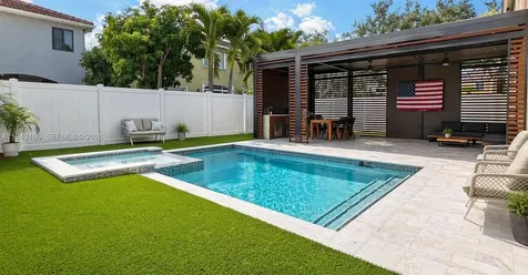 7782 NW 18th Street Pembroke Pines FL 33024