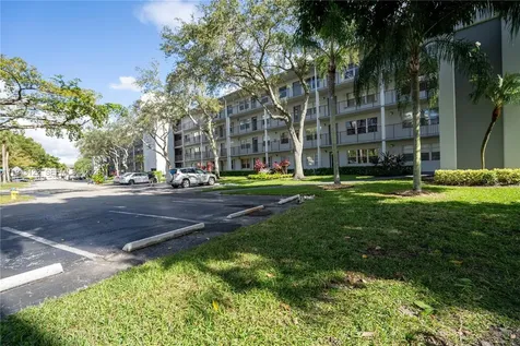 251 SW 132nd Way Miramar FL 33027