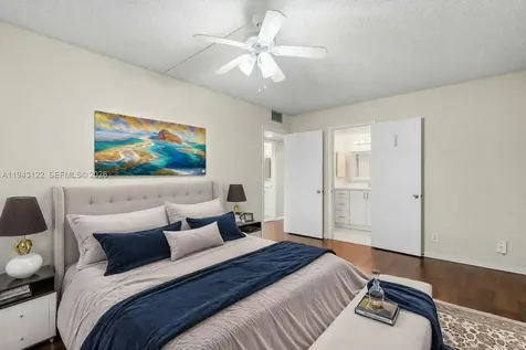 251 SW 132nd Way Miramar FL 33027