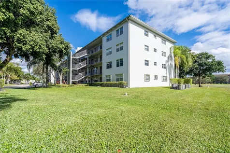 251 SW 132nd Way Miramar FL 33027