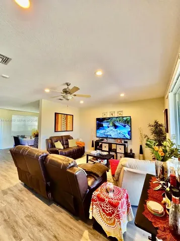 1587 Winterberry Lane Weston FL 33327
