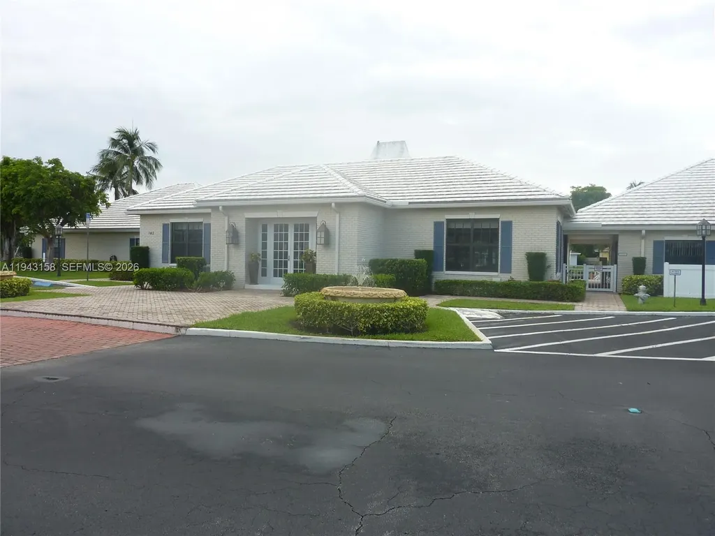 180 Cypress Club Drive Pompano Beach FL 33060