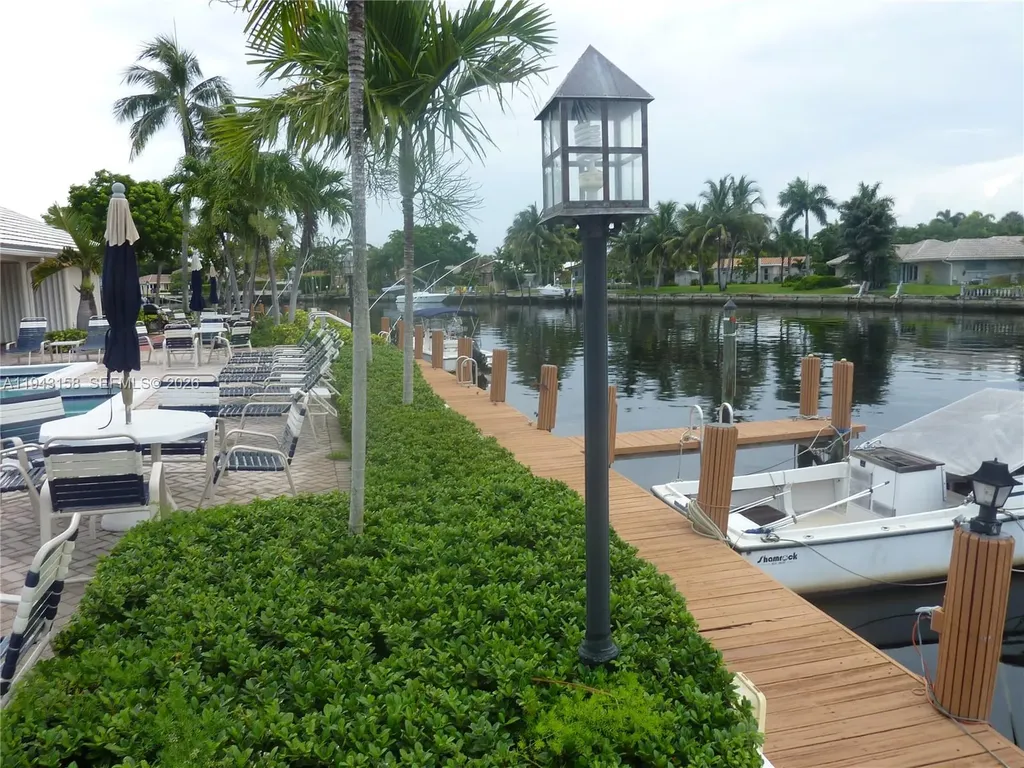 180 Cypress Club Drive Pompano Beach FL 33060