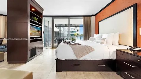 1437 Collins Avenue Miami Beach FL 33139
