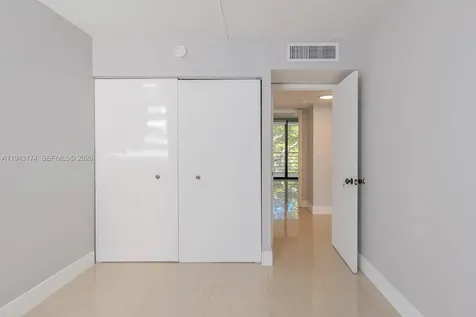 20291 NE 30th Avenue Aventura FL 33180