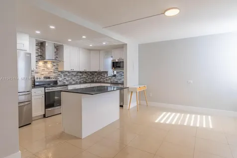 20291 NE 30th Avenue Aventura FL 33180