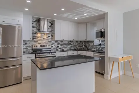 20291 NE 30th Avenue Aventura FL 33180