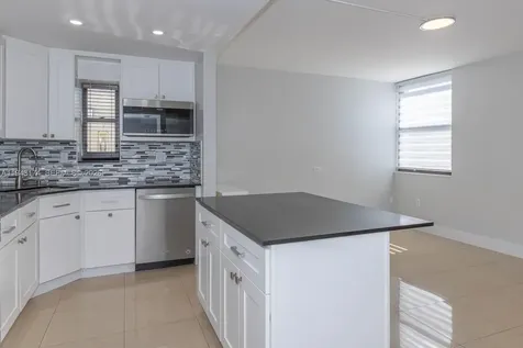 20291 NE 30th Avenue Aventura FL 33180