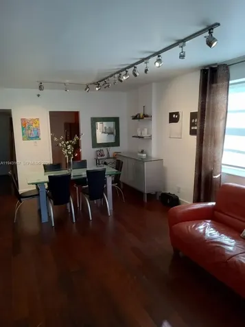 100 Lincoln Road Miami Beach FL 33139